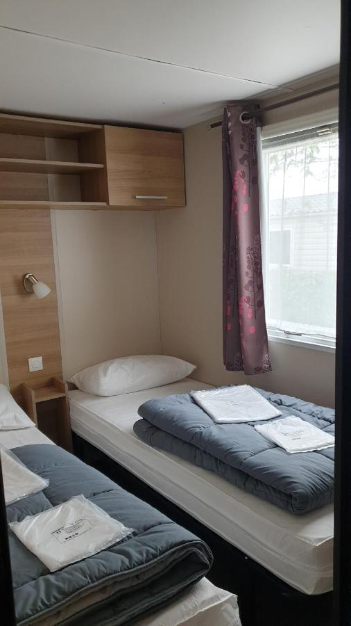 Mobil-Home 8 Personnes Vue Lac & Wi-Fi Inclus Onzain Kültér fotó