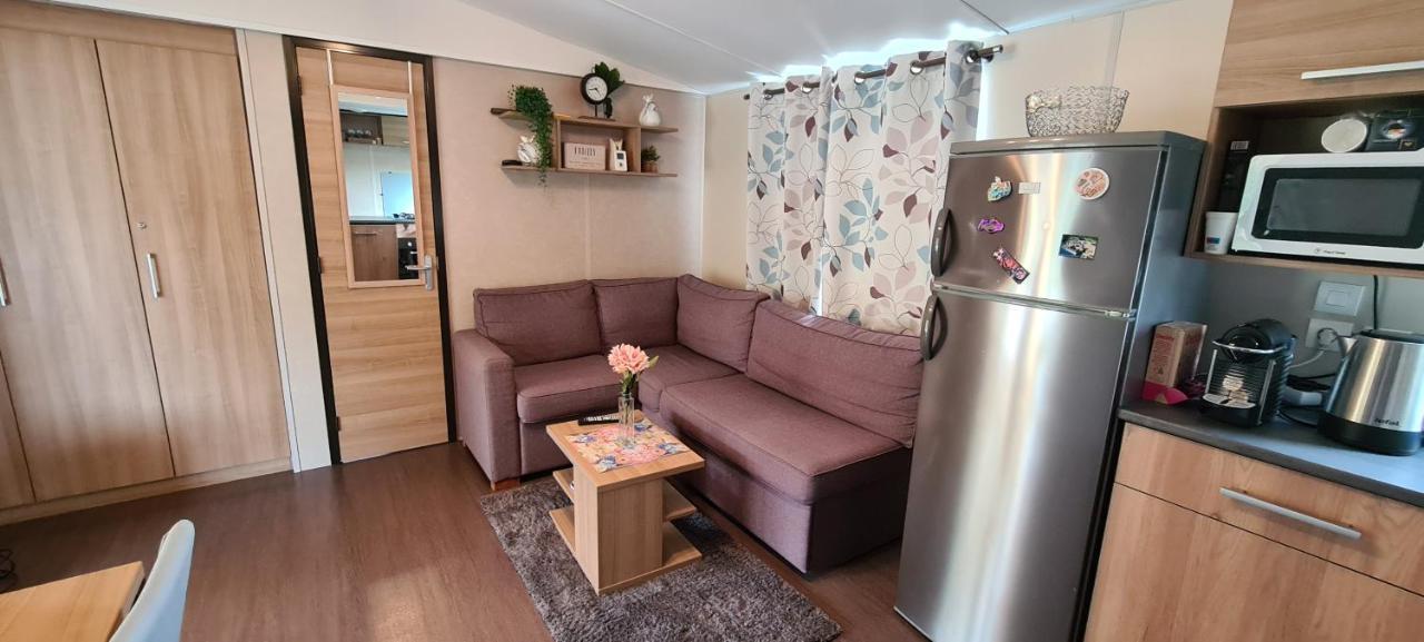 Mobil-Home 8 Personnes Vue Lac & Wi-Fi Inclus Onzain Kültér fotó